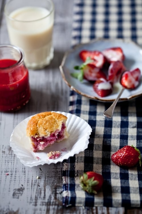 Strawberry & White Chocolate Passion Fruit Soup