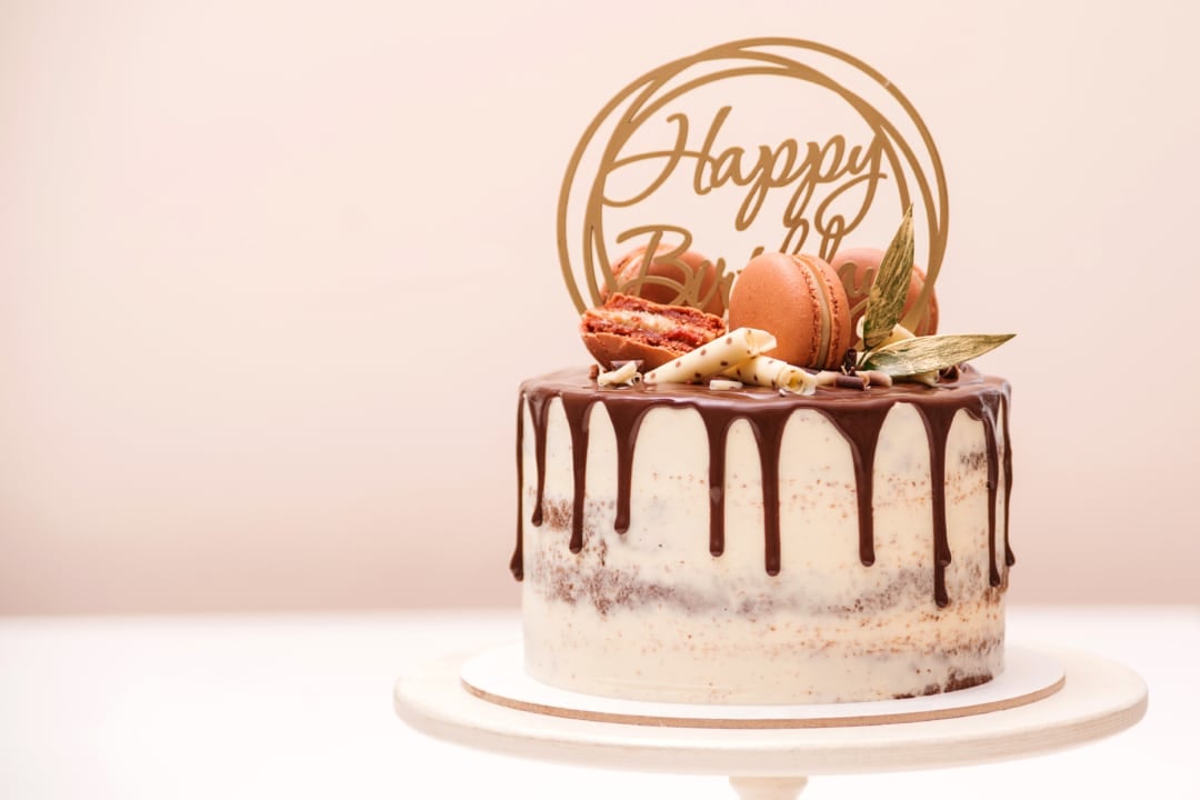 6 Best Elegant Birthday Cake Ideas + 5 Tasty Alternatives - Tartelette