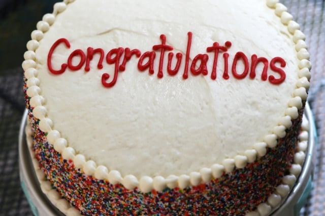 6 Best Graduation Cake Ideas 3 Topper Tartelette